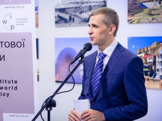 «Вашингтон не має реальних можливостей усадити путіна за стіл перемовин… Ніякого перемирʼя не буде в найближчі місяці», — Віктор Шлинчак