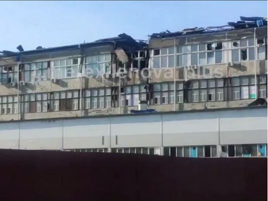 Дрони знову атакували завод «Енергія» у російському Єльці (відео)