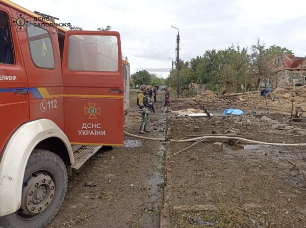 Окупанти вдарили балістикою по Миколаївщині та били КАБами по Запоріжжю: є жертви й поранені