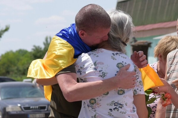 На Одесчину после почти двух лет плена вернулся защитник Украины