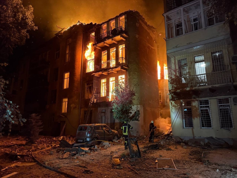 Окупанти вночі атакували Суми, Харків та Одесу: є постраждалі, в містах «прильотів» виникли пожежі (фото, відео)