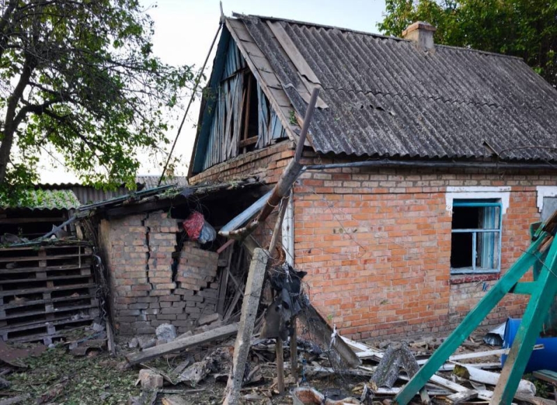 Ворог продовжує терор проти українців: удари завдаються по мирним містам і селам країни (фото)